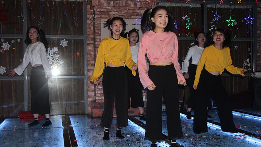 伊緹琳服飾雙月灣年會(huì)-20170103