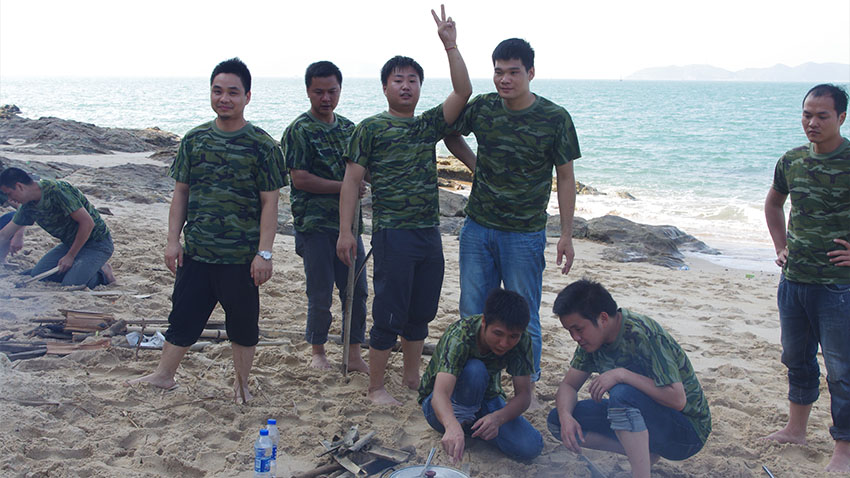 興世機械“海島生存”主題拓展訓(xùn)練