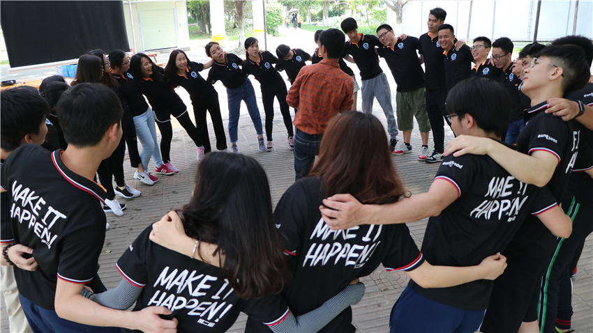 棒谷網絡香草世界廣州拓展訓練基地管理層拓展訓練活動