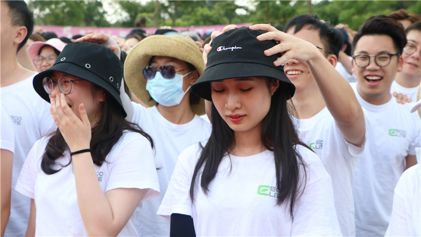 碧捷潔凈科技有限公司第一界成功人士彩跑“放肆美好，放肆好”活動