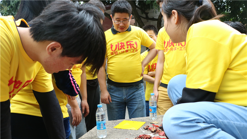 賜麓網(wǎng)絡(luò)科技有限公司2018年大嶺古村戶外團(tuán)隊(duì)拓展活動(dòng)