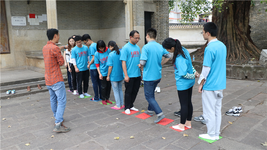 賜麓網(wǎng)絡(luò)科技有限公司2018年大嶺古村戶外團(tuán)隊(duì)拓展活動(dòng)