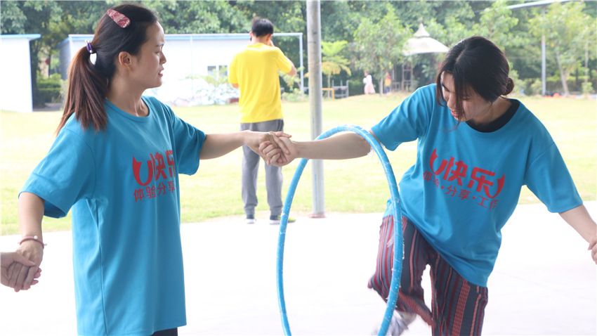 雄音電子番禺悅水莊拓展基地開展團(tuán)隊(duì)拓展訓(xùn)練活動(dòng)