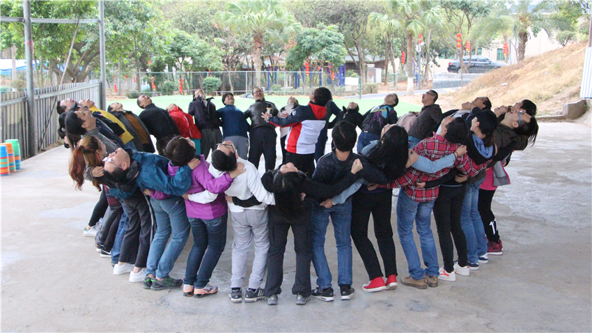 珠江移動廣州五龍山莊拓展訓(xùn)練基地“攻防箭”主題拓展活動