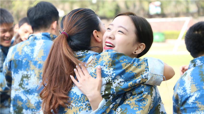 簡派照明團隊拓展訓練活動取得圓滿成功