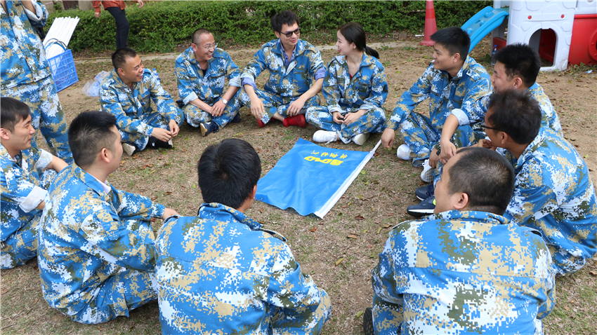 簡派照明團隊拓展訓練活動取得圓滿成功