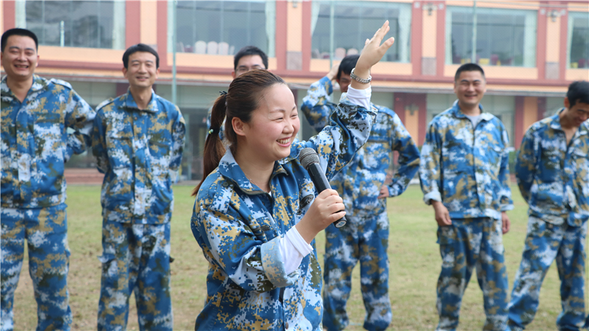 簡派照明團隊拓展訓練活動取得圓滿成功