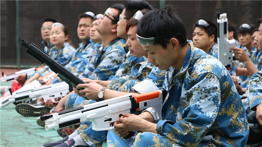 簡派照明團隊拓展訓練活動取得圓滿成功