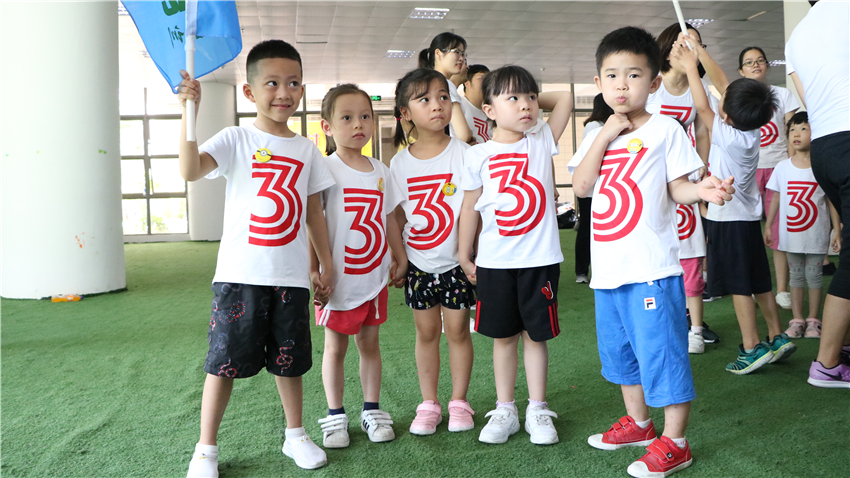 育才幼兒園大手拉小手親子活動