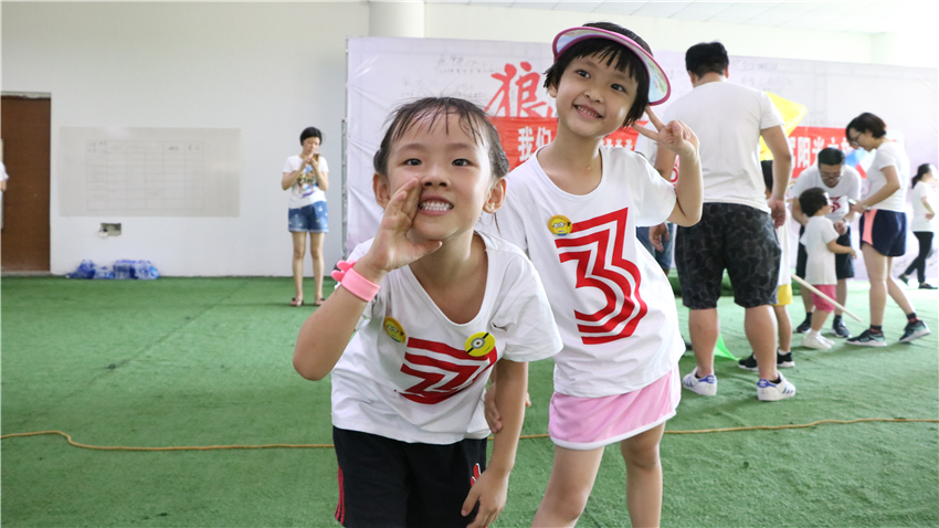 育才幼兒園大手拉小手親子活動