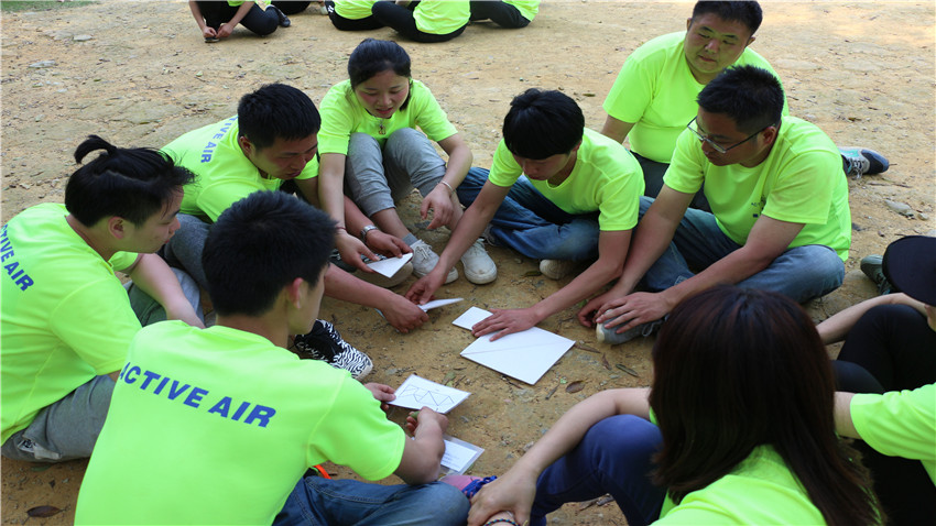 德國艾能健清遠鳳城兩天拓展特訓(xùn)營