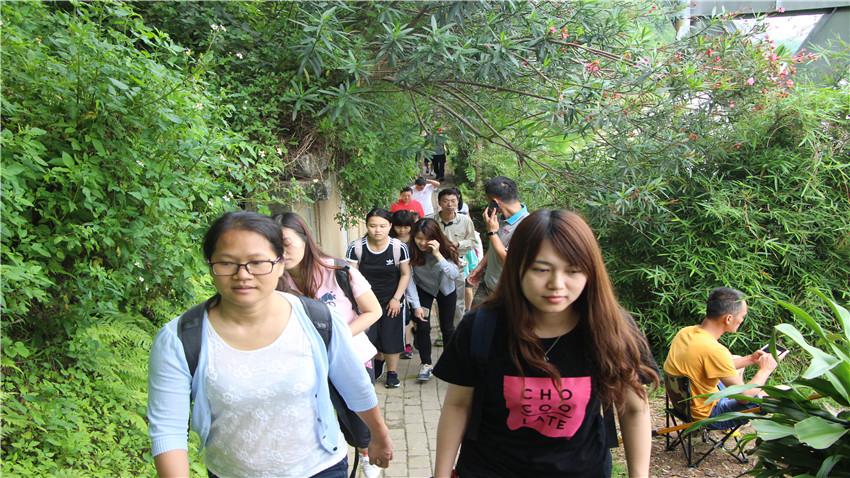 廣東利通置業(yè)投資有限公司增江畫廊踏青活動(dòng)