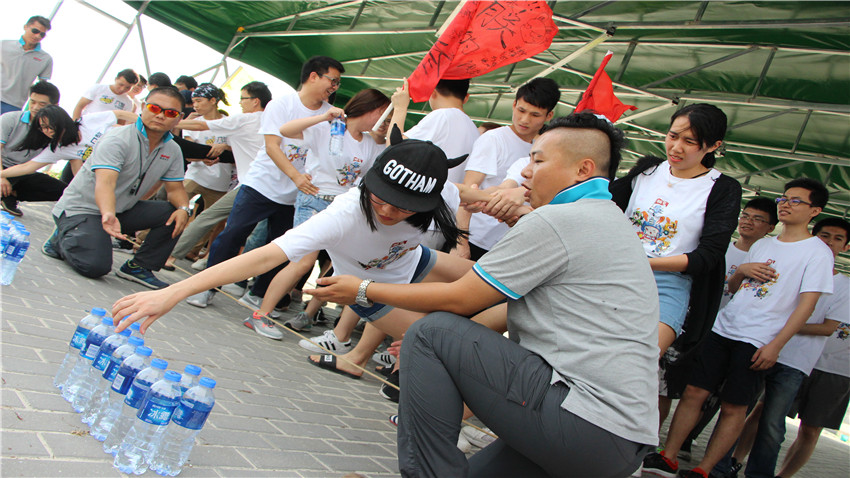 廣東六五網(wǎng)絡科技有限公司惠州巽寮灣海沙灘團建活動