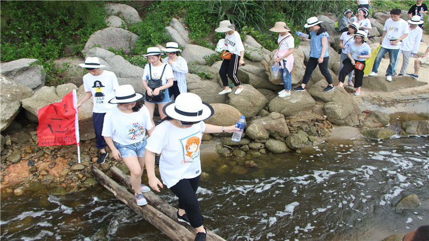 廣東六五網(wǎng)絡科技有限公司惠州巽寮灣海沙灘團建活動