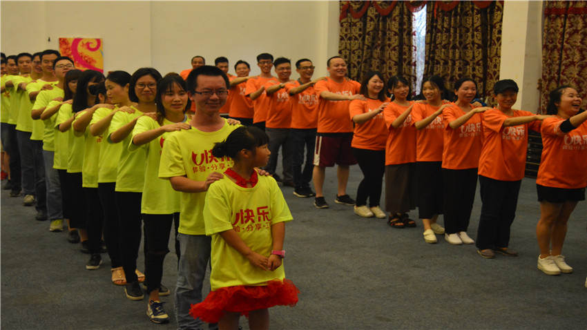 廣州康之源藥業(yè)南昆山大觀園拓展培訓(xùn)活動