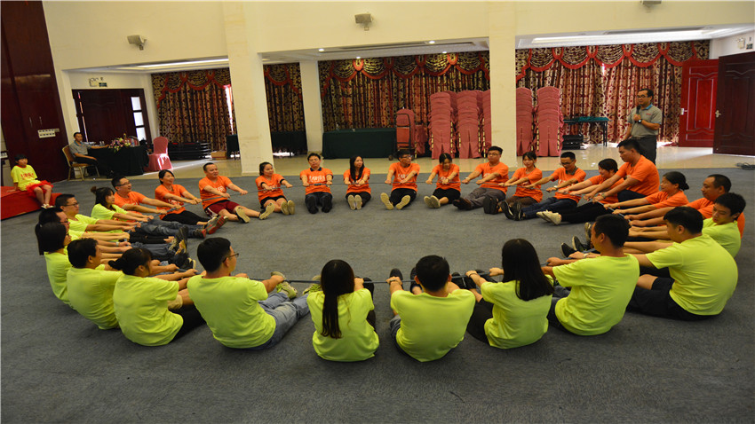 廣州康之源藥業(yè)南昆山大觀園拓展培訓(xùn)活動