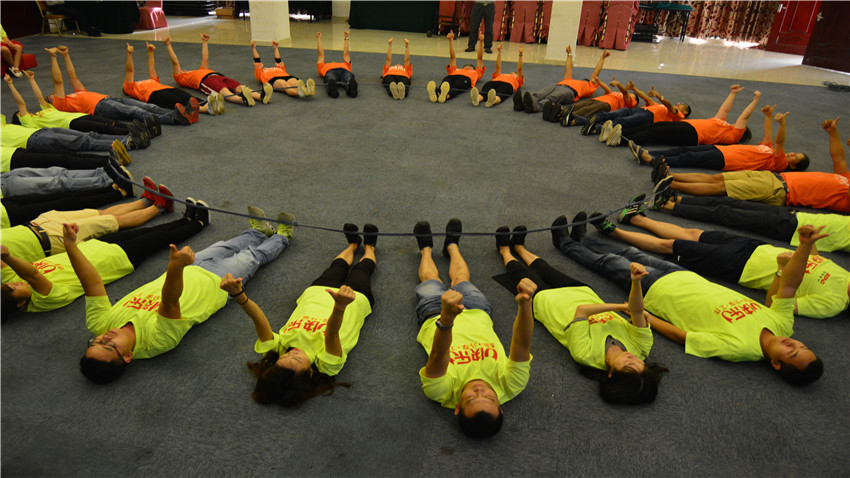 廣州康之源藥業(yè)南昆山大觀園拓展培訓(xùn)活動