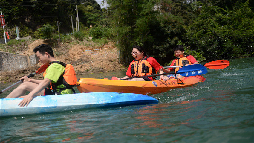 東莞中電熊貓科技有限公司2018年拓展活動(dòng)順利舉行