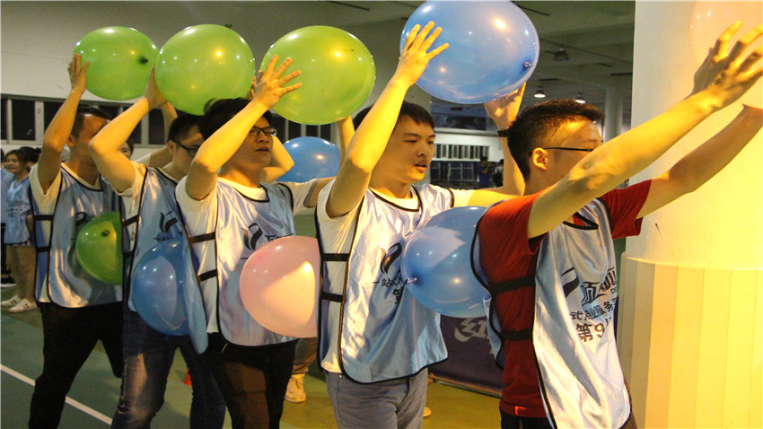 廣州頂呱呱企業(yè)管理有限公司2018年趣味運(yùn)動(dòng)會(huì)成功舉行