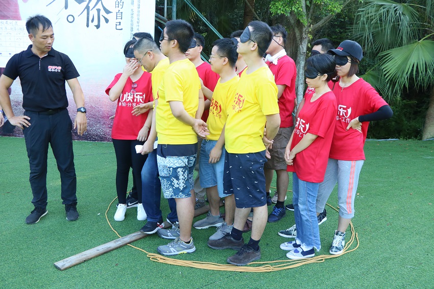 深圳華普微電子銷(xiāo)售團(tuán)隊(duì)拓展訓(xùn)練活動(dòng)取得圓滿成功