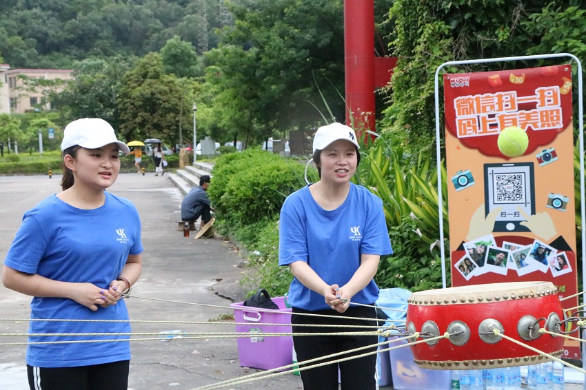 酷魅服飾悅水莊團建活動順利開展！