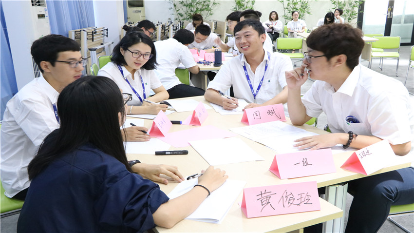 鵬輝能源古鎮(zhèn)奔跑活動(dòng)圓滿結(jié)束！