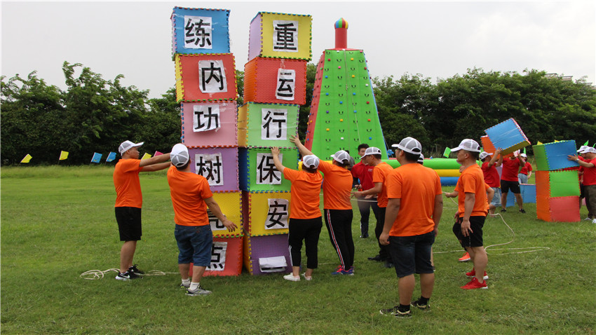 尚東物業(yè)悅水莊趣味運(yùn)動(dòng)會(huì)成功舉辦！