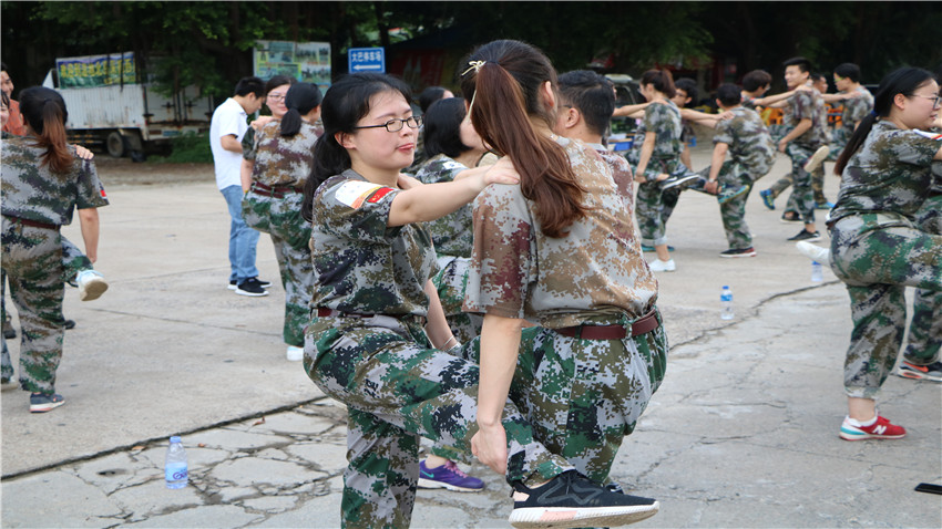 思考樂教育南海大濕地拓展基地精英團(tuán)隊(duì)訓(xùn)練營圓滿成功