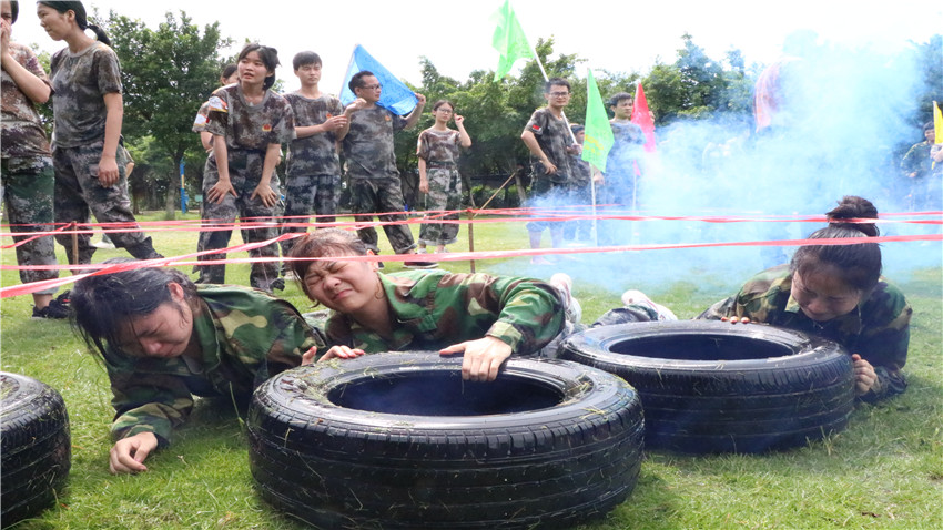 思考樂教育南海大濕地拓展基地精英團(tuán)隊(duì)訓(xùn)練營圓滿成功