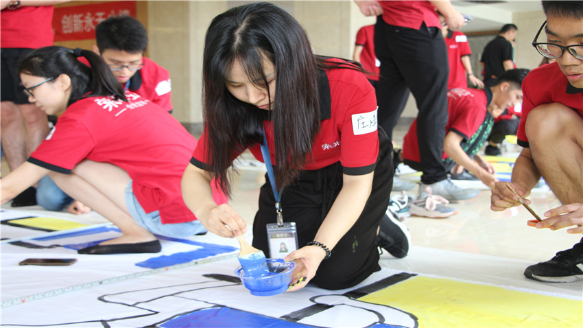 索菲亞衣柜2018屆管培生拓展活動順利舉行