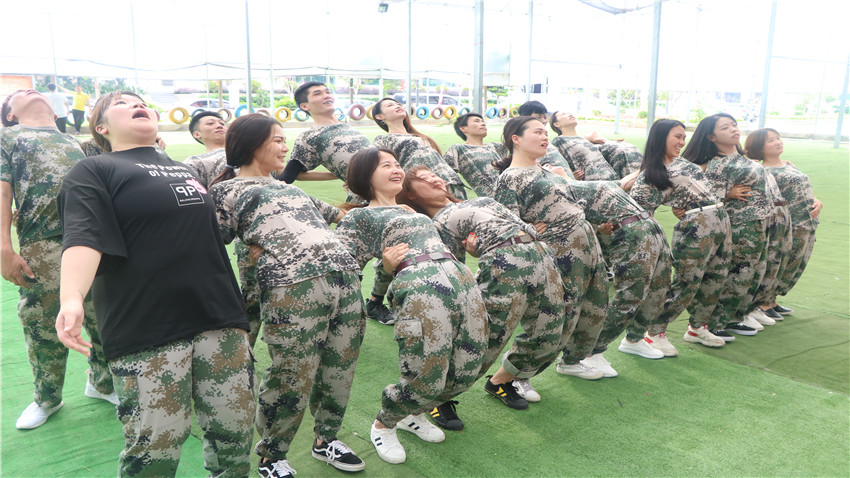 深圳市天洋立信精英團(tuán)隊拓展訓(xùn)練活動圓滿成功!