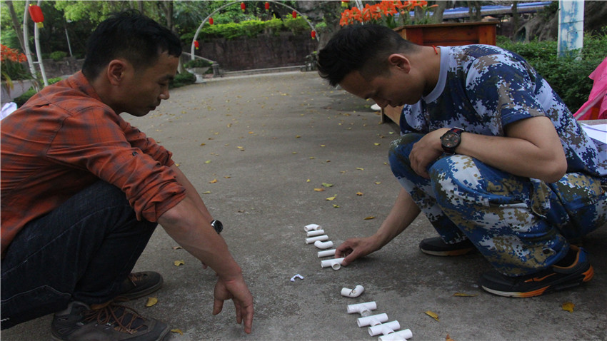 一加地產(chǎn)江門色色環(huán)球影城基地團(tuán)隊(duì)拓展訓(xùn)練順利進(jìn)行