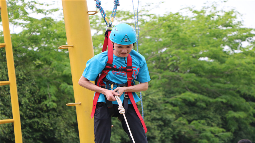 志展汽配番禺悅水莊拓展基地團(tuán)隊(duì)拓展項(xiàng)目獲得圓滿成功