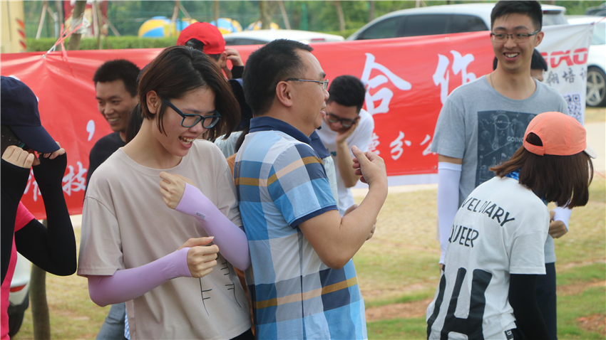 廣州拓展訓練找搏翱培訓