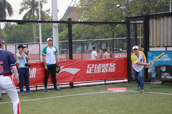 戶外團(tuán)隊(duì)拓展訓(xùn)練