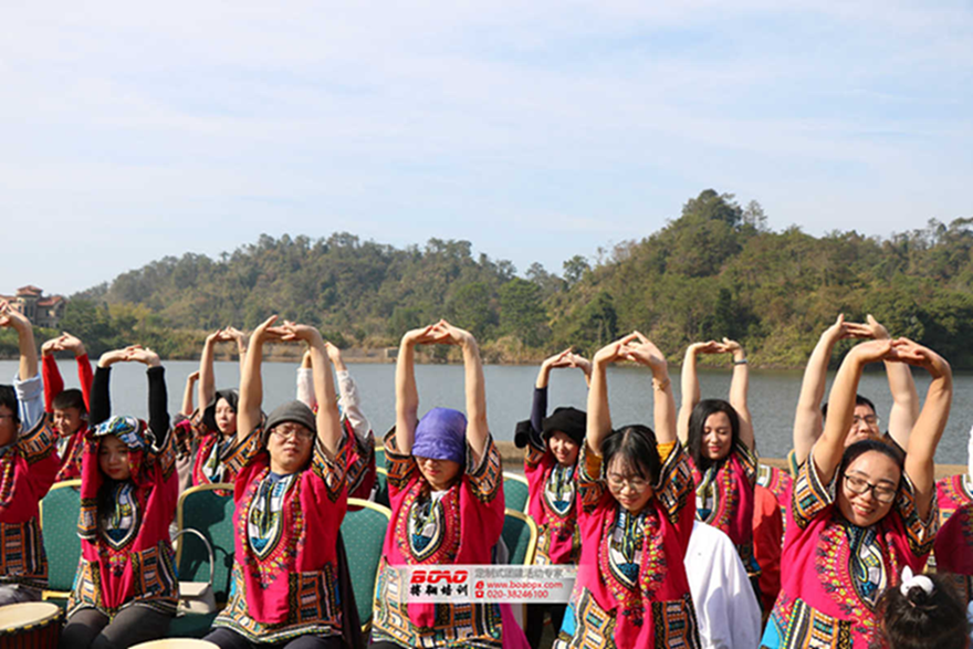 深圳訊得達(dá)教育萬綠湖百人非洲鼓拓展團(tuán)建活動