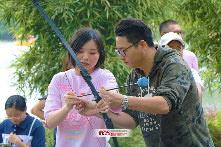 人保財(cái)險(xiǎn)開發(fā)區(qū)支公司鼎湖山七星巖拓展團(tuán)建活動